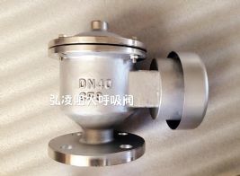 �������y